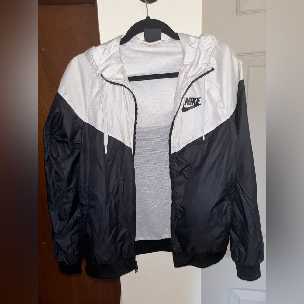 Nike Windbreaker Jacket
